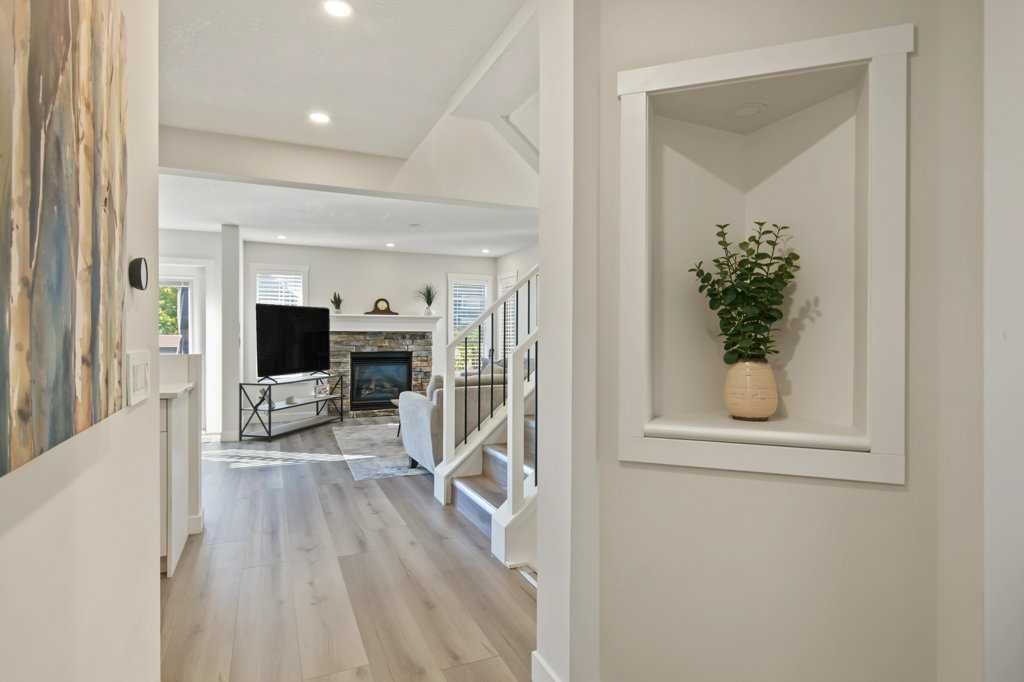 436 Silverado Plains Circle SW, Calgary — photo 3 of 35