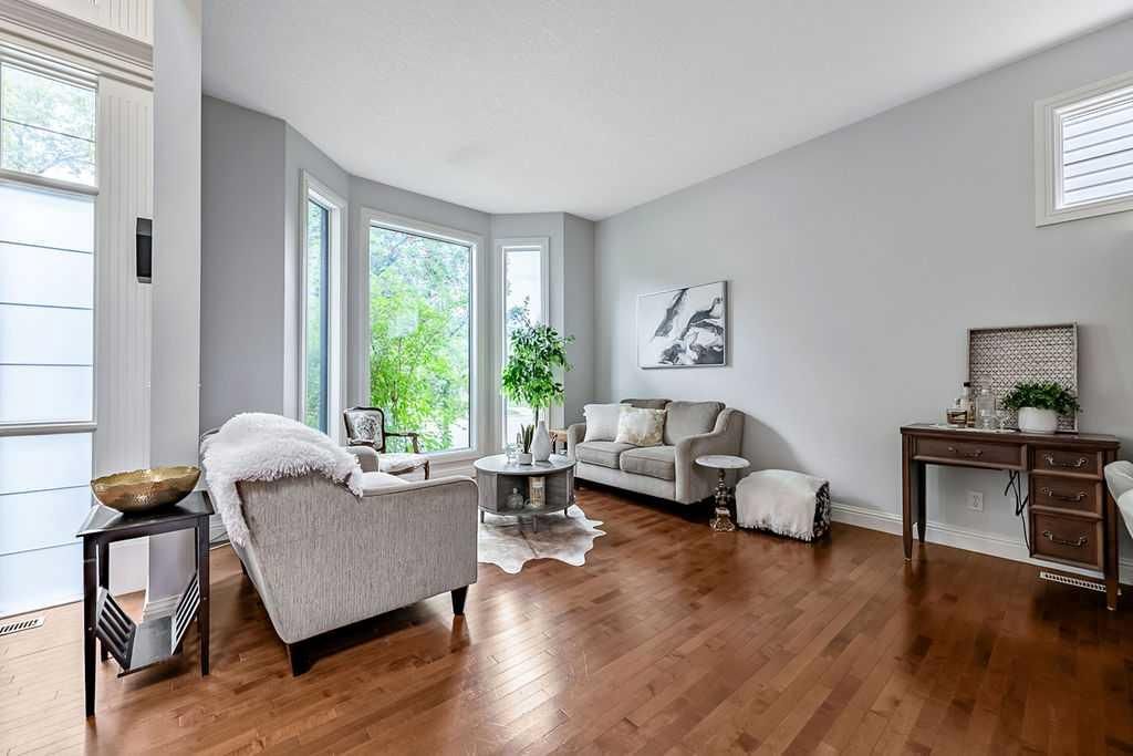 2222 26 Street SW, Calgary — photo 5 of 45