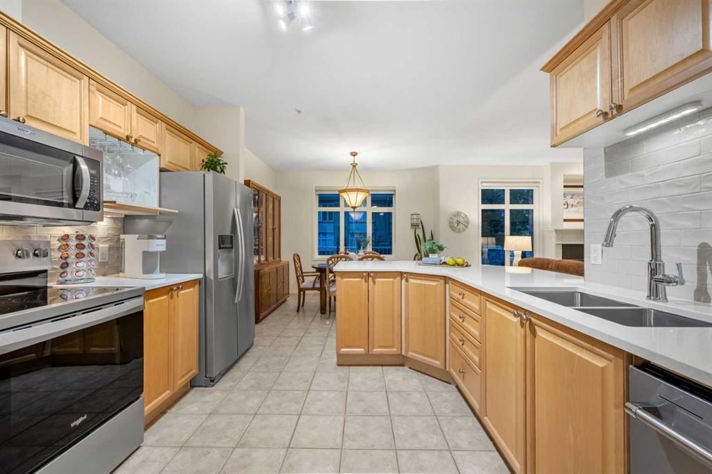 1104, Lake Fraser Court SE, Calgary — photo 5 of 45