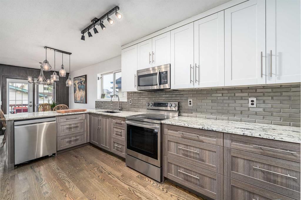 139 Country Hills Way NW, Calgary — photo 5 of 28