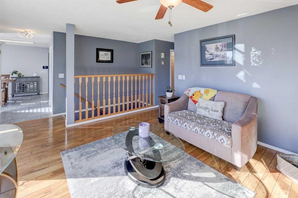 115 Aberfoyle Close NE, Calgary — photo 4 of 34