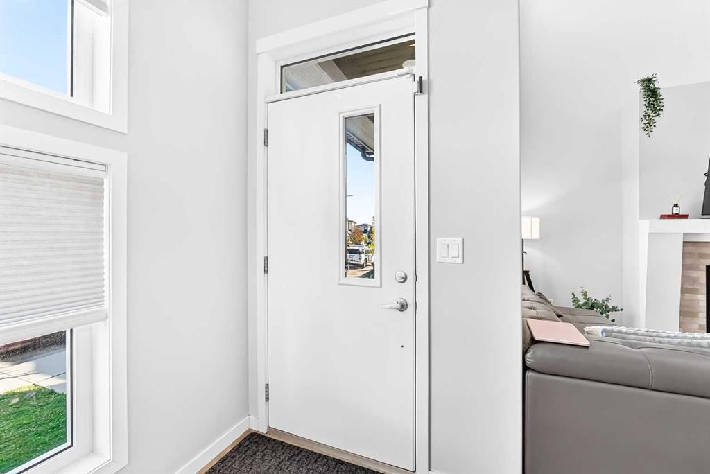 528 Belmont Heath SW, Calgary — photo 3 of 50