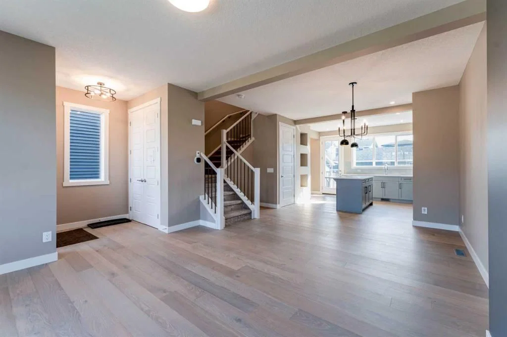 385 Waterford Boulevard, Chestermere — photo 3 of 15