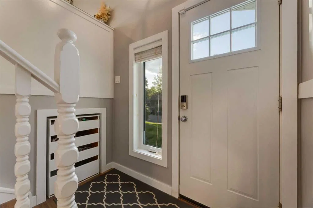 12164 Lake Michigan Road SE, Calgary — photo 2 of 45