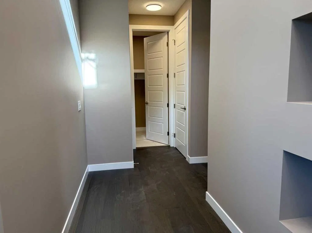 120 sunrise Heath, Cochrane — photo 5 of 50