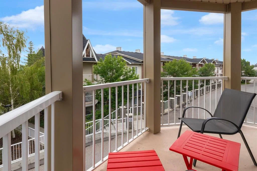 7201, 70 Panamount Drive NW, Calgary — photo 2 of 32