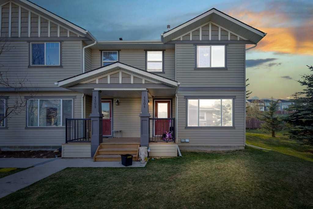 #1201, 2384 Sagewood Gate SW, Calgary — row/townhouse for sale