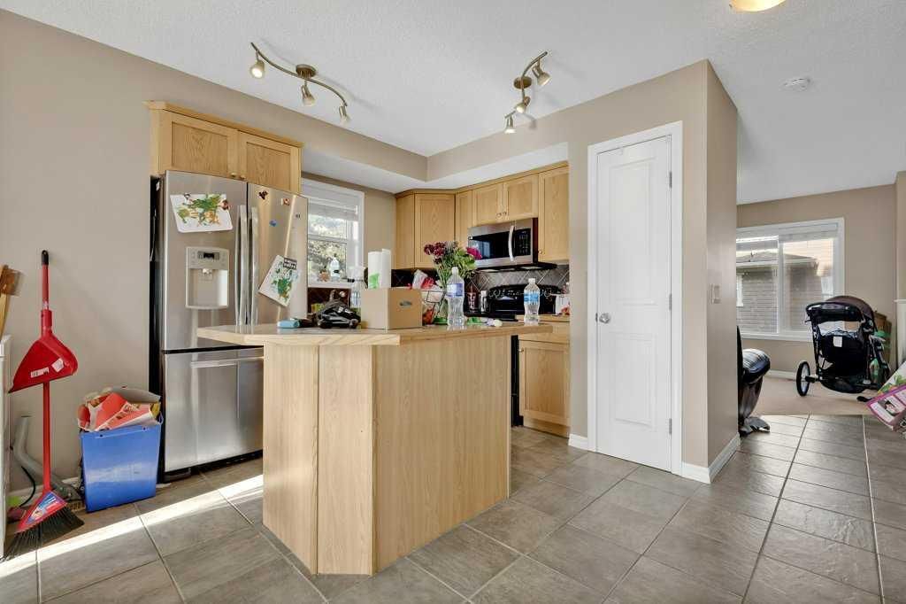 #1201, 2384 Sagewood Gate SW, Airdrie — photo 5 of 22