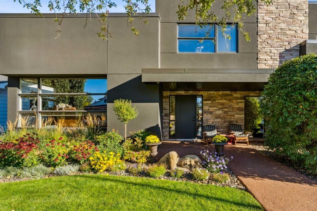 640 Willoughby Crescent SE, Calgary — photo 3 of 50
