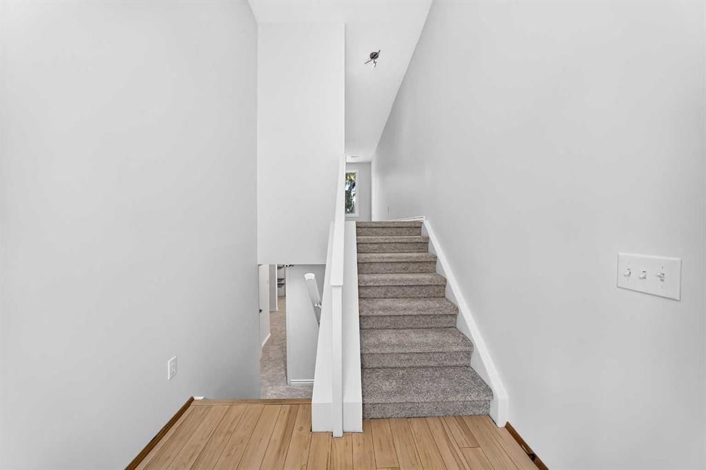 49, 10001 Brookpark Boulevard SW, Calgary — photo 4 of 28