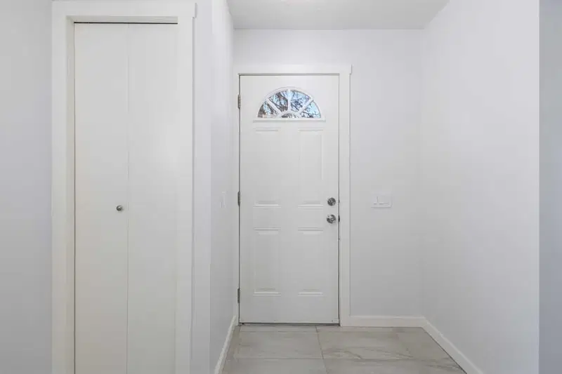 52 Doverdale Mews SE, Calgary — photo 3 of 31