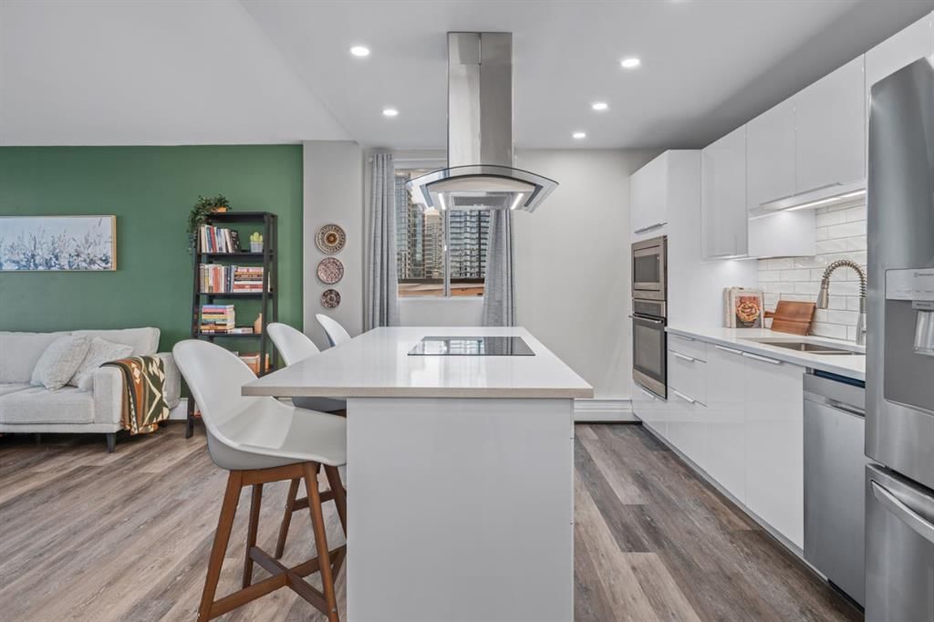 814, 340 14 Avenue SW, Calgary — photo 4 of 36