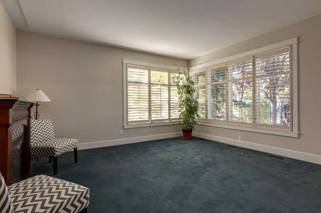 28 Patterson Rise SW, Calgary — photo 4 of 47