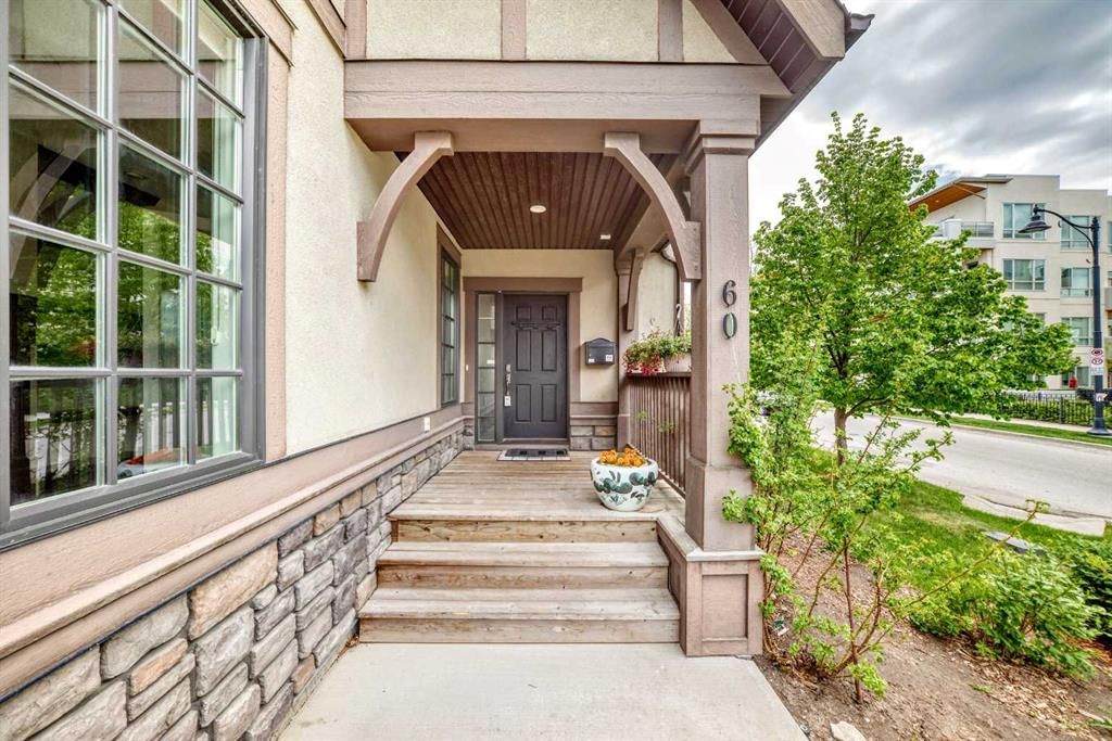 60 Hong Kong Road SW, Calgary — photo 2 of 49