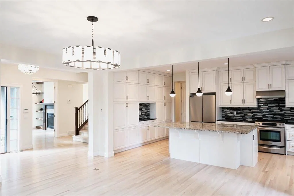 60 Hong Kong Road SW, Calgary — photo 4 of 49