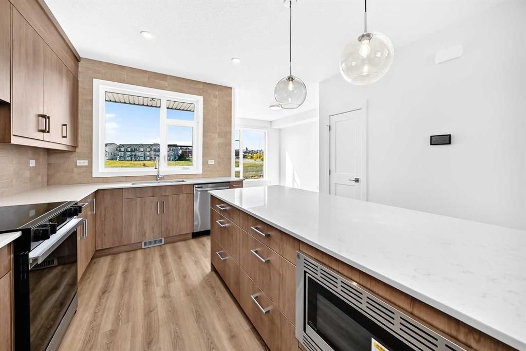 405, 199 Sage Hill Heights NW, Calgary — photo 5 of 44
