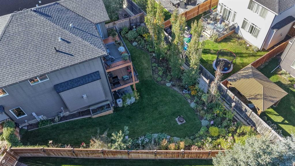 25 Cimarron Springs Court, Okotoks — photo 4 of 46