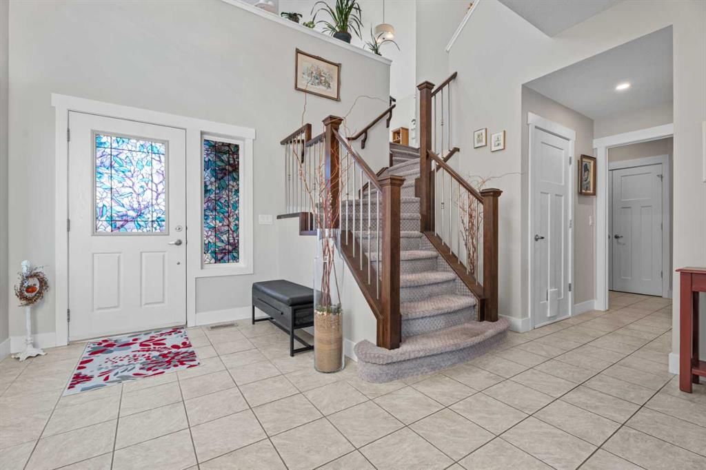 25 Cimarron Springs Court, Okotoks — photo 5 of 46