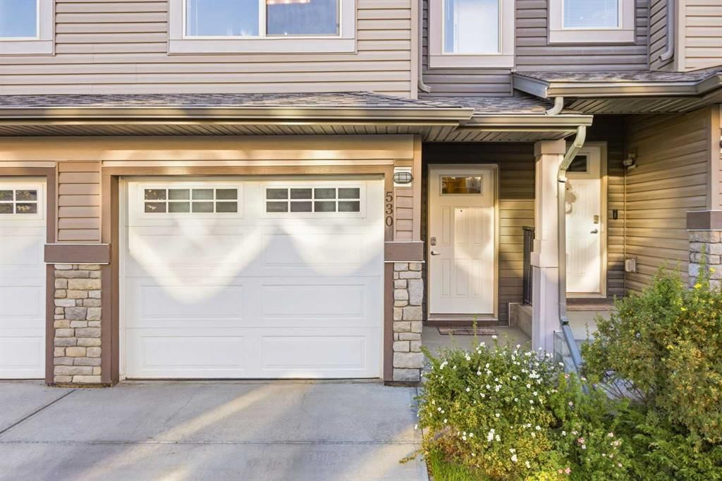 530 Sage Hill Grove NW, Calgary — photo 4 of 38