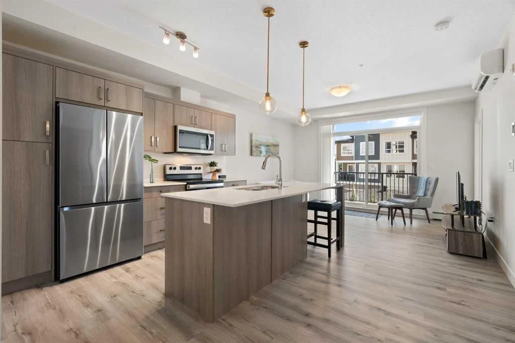 209, 25 Walgrove Walk SE, Calgary — photo 2 of 21