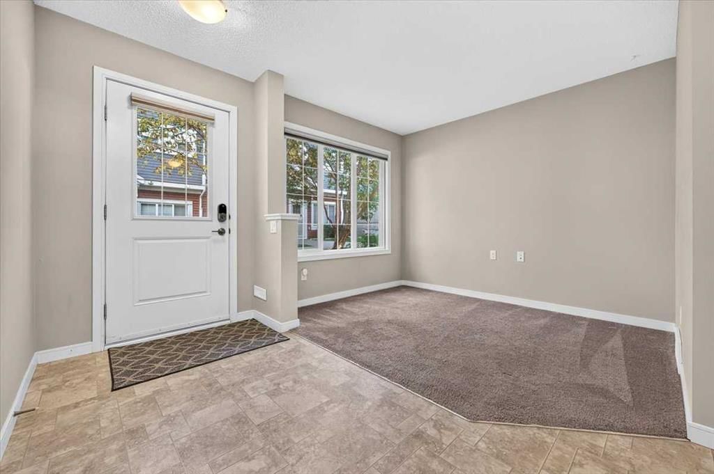 406 Evansridge Common NW, Calgary — photo 5 of 17