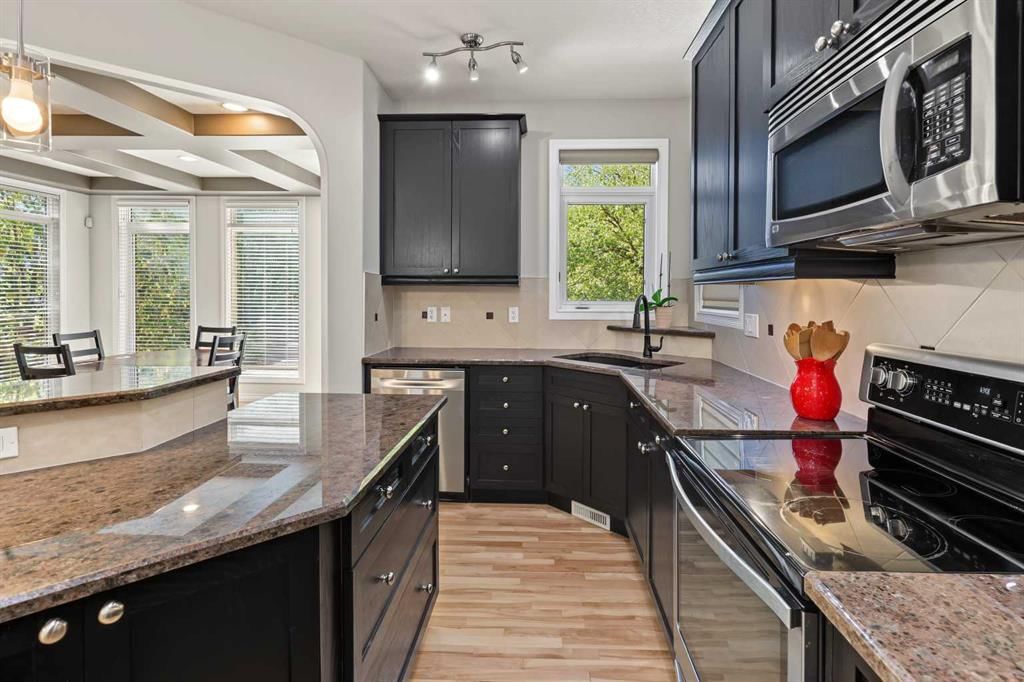 45 Royal Oak Manor NW, Calgary — photo 4 of 44