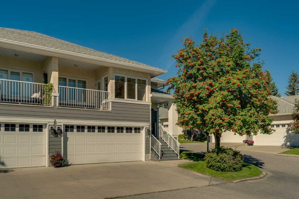 47, 72 Millside Drive SW, Calgary — photo 2 of 40