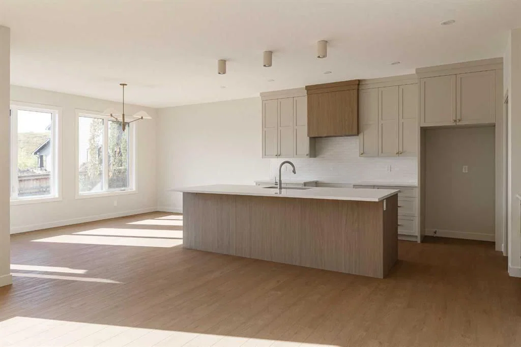 141 Creekstone Hill SW, Calgary — main listing photo