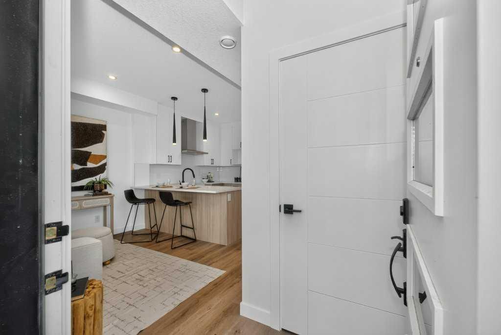 810, 200 Belvedere Boulevard SE, Calgary — photo 3 of 26