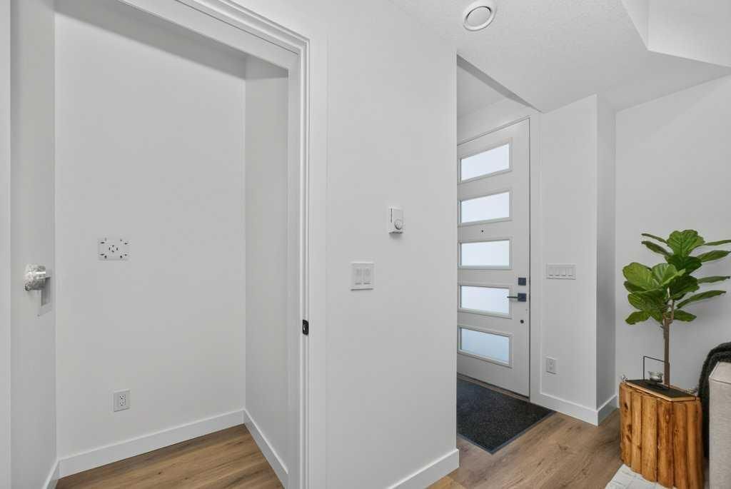810, 200 Belvedere Boulevard SE, Calgary — photo 5 of 26
