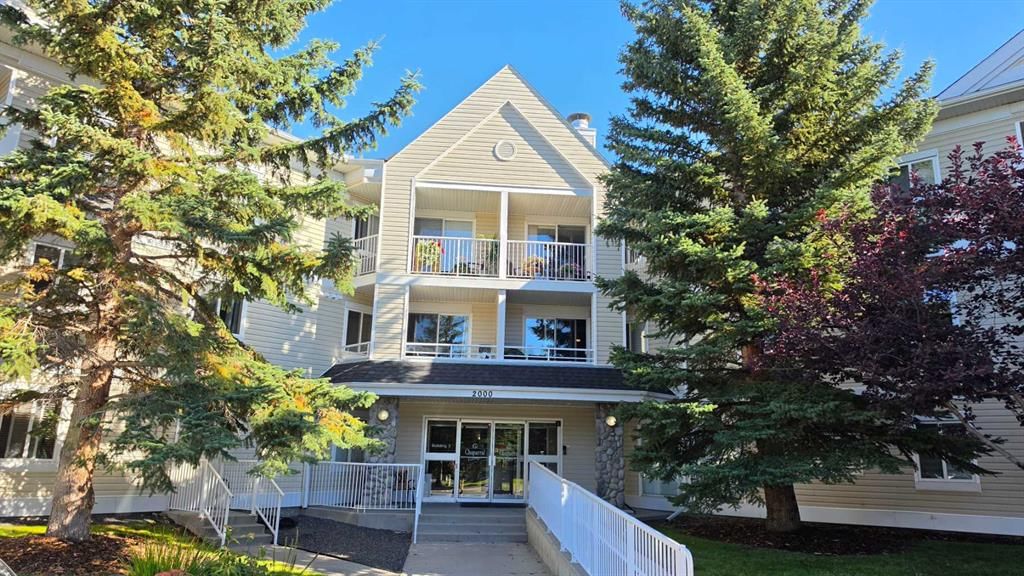 2106, 11 Chaparral Ridge Drive SE, Calgary — main listing photo