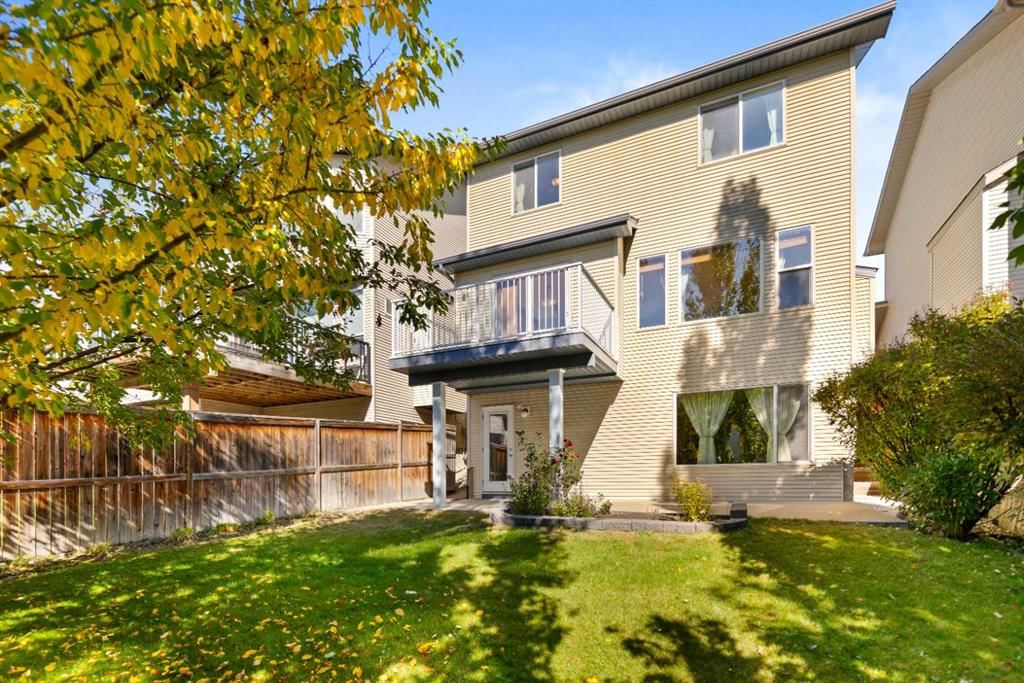 31 Springborough Way SW, Calgary — photo 4 of 26