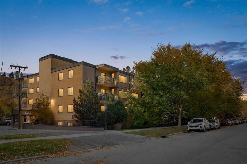 308, 728 3 Avenue NW, Calgary — photo 3 of 24