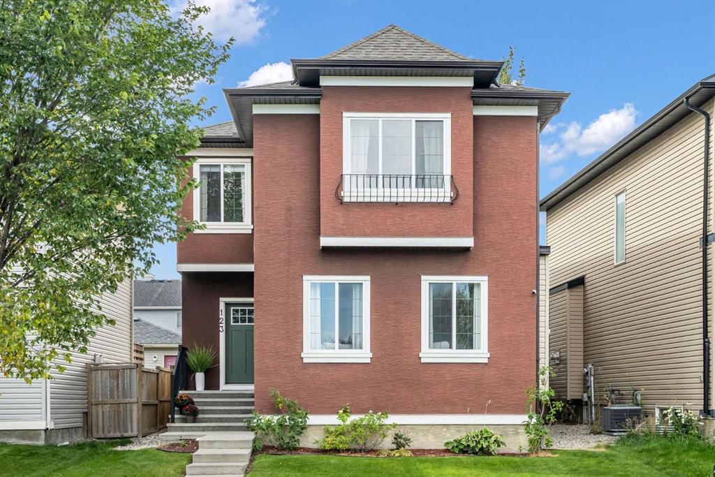 123 Elgin Meadows Way SE, Calgary — detached for sale