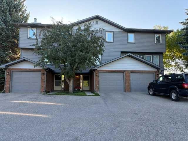 22, 64 Woodacres Crescent SW, Calgary — photo 4 of 19