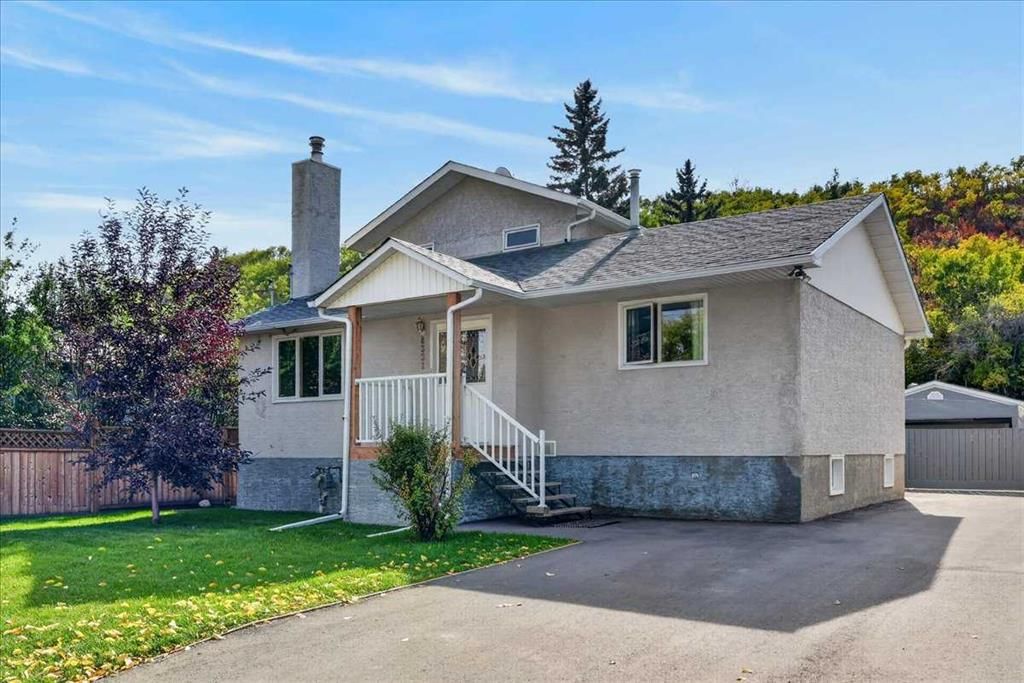 8331 33 Avenue NW, Calgary — photo 2 of 50