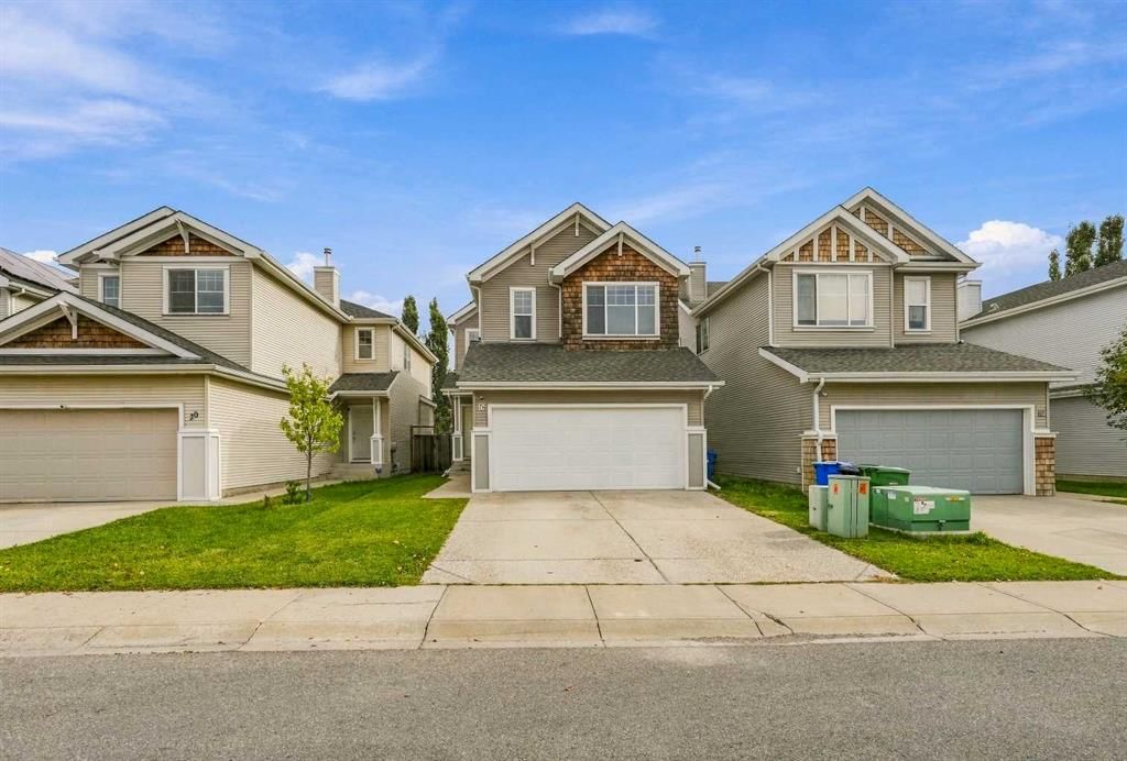 16 Cougartown Place SW, Calgary — photo 2 of 50