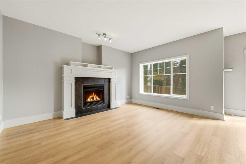 16 Cougartown Place SW, Calgary — photo 4 of 50