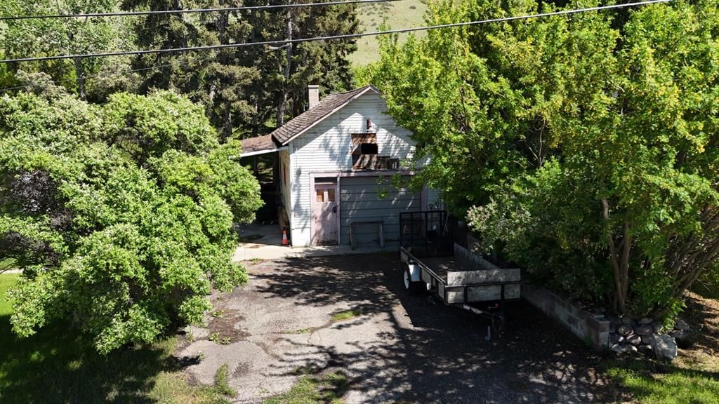 328 Third Street W, Calgary — residential land for sale