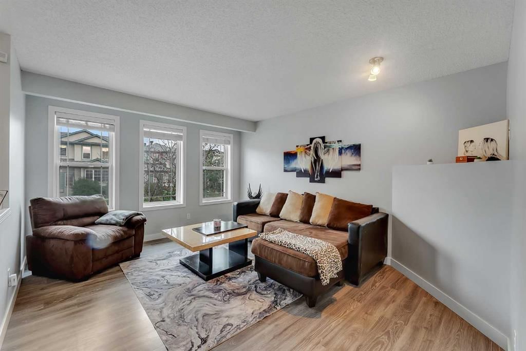 133 Covebrook Close NE, Calgary — photo 3 of 46