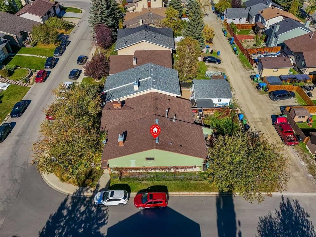 110 Beaconsfield Road NW, Calgary — photo 2 of 37