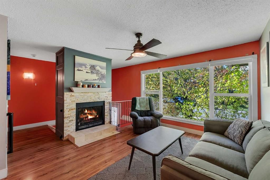 110 Beaconsfield Road NW, Calgary — photo 4 of 37