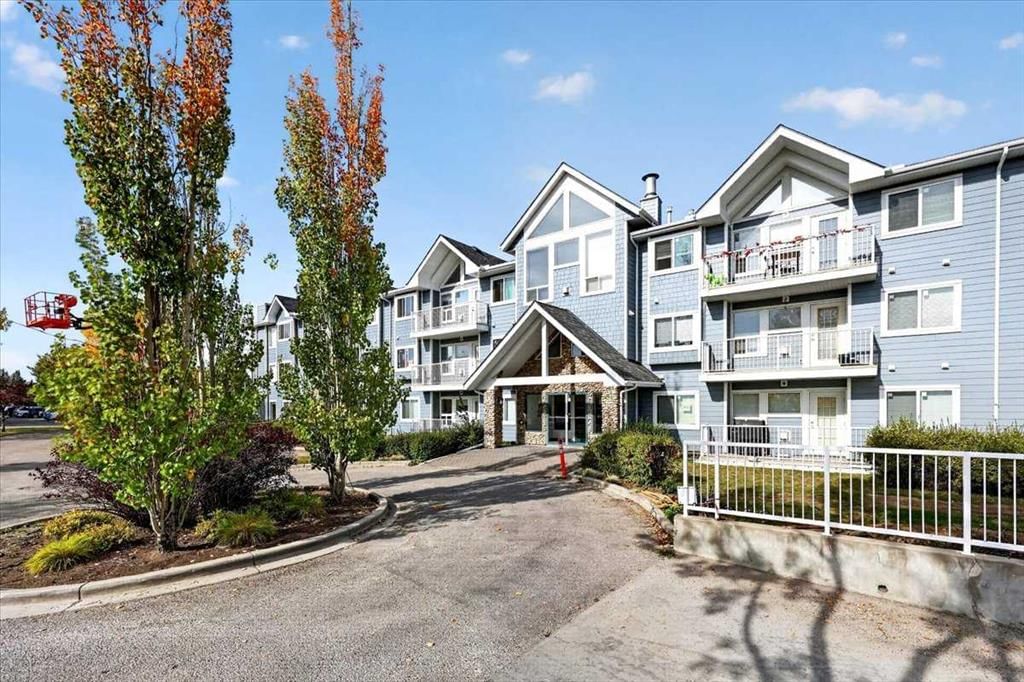 212, 7 Harvest Gold Manor NE, Calgary — photo 5 of 40