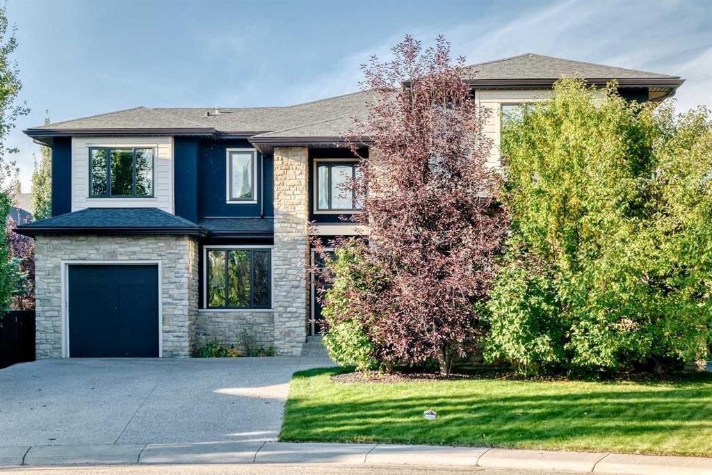 62 Wexford Crescent SW, Calgary — photo 2 of 42
