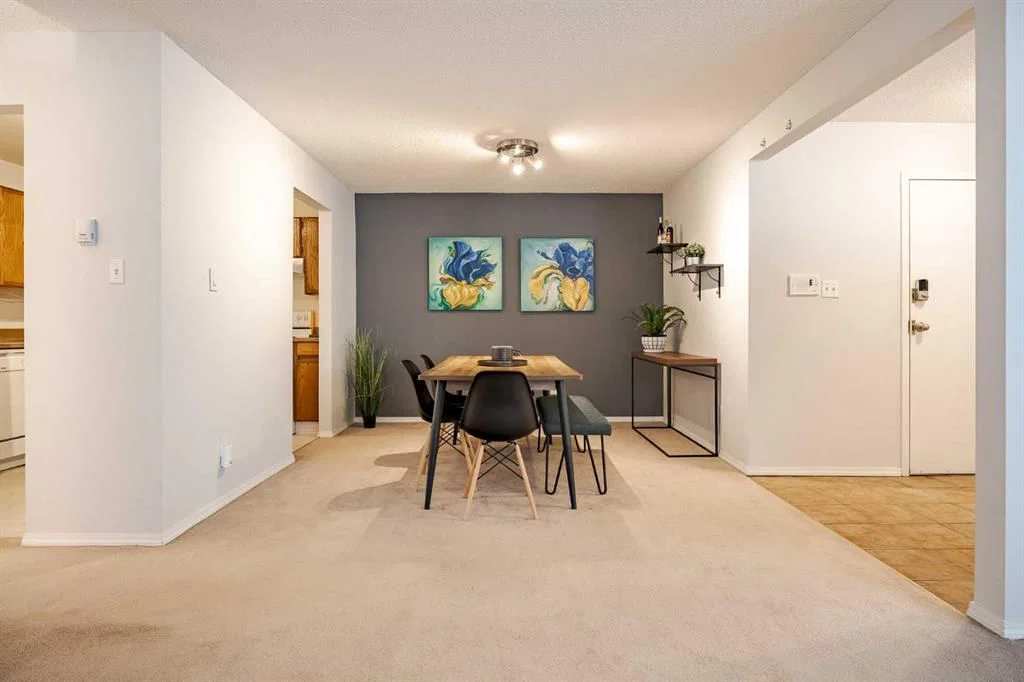 7, 3402 Parkdale Boulevard NW, Calgary — photo 5 of 29