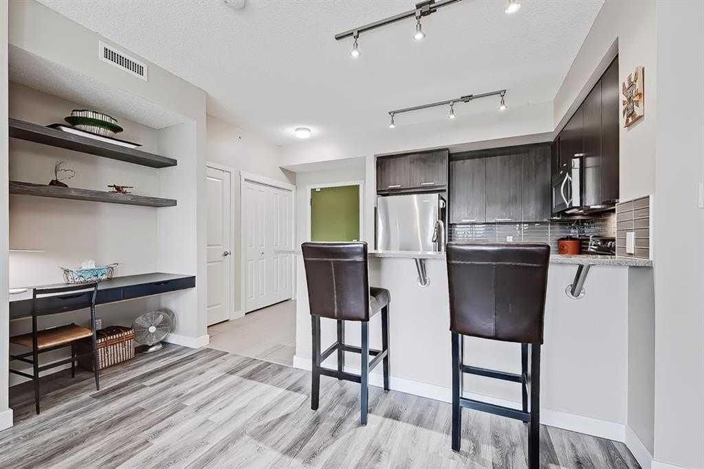 1309, 175 silverado Boulevard SW, Calgary — photo 3 of 42