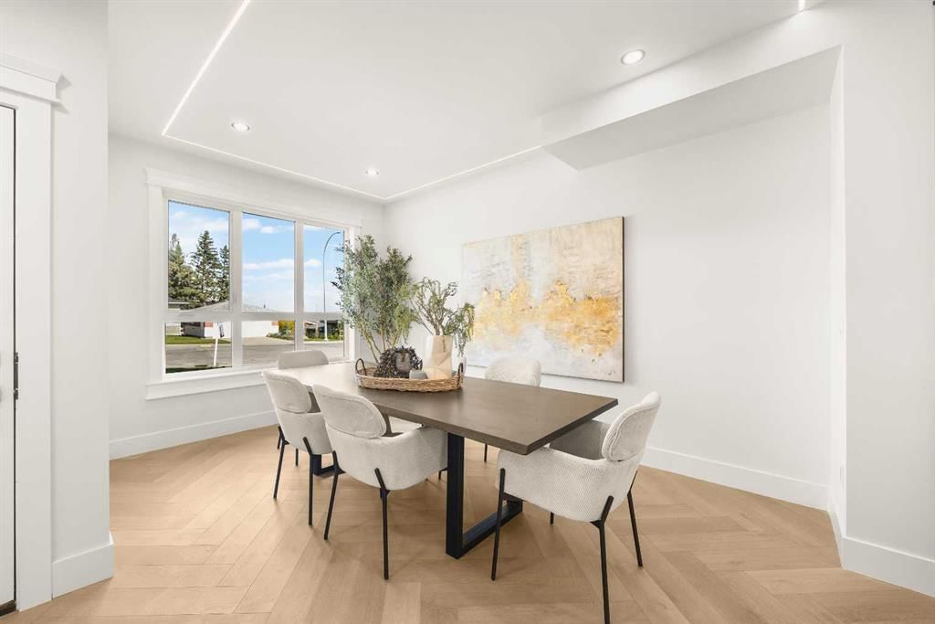 119 42 Avenue NE, Calgary — photo 5 of 49