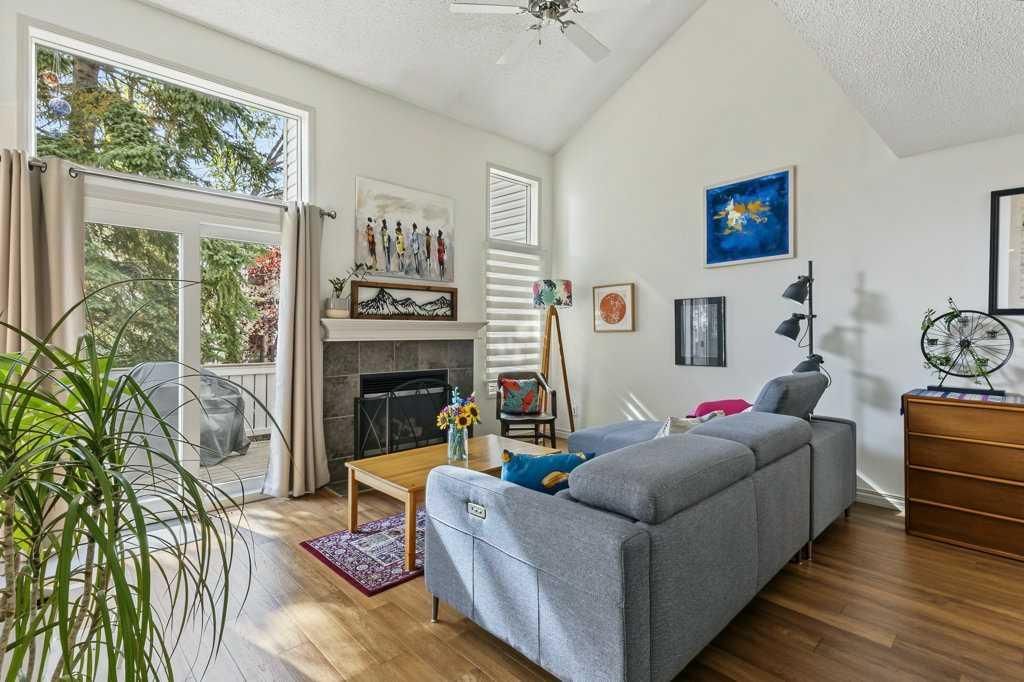 205 Edgedale Gardens NW, Calgary — main listing photo
