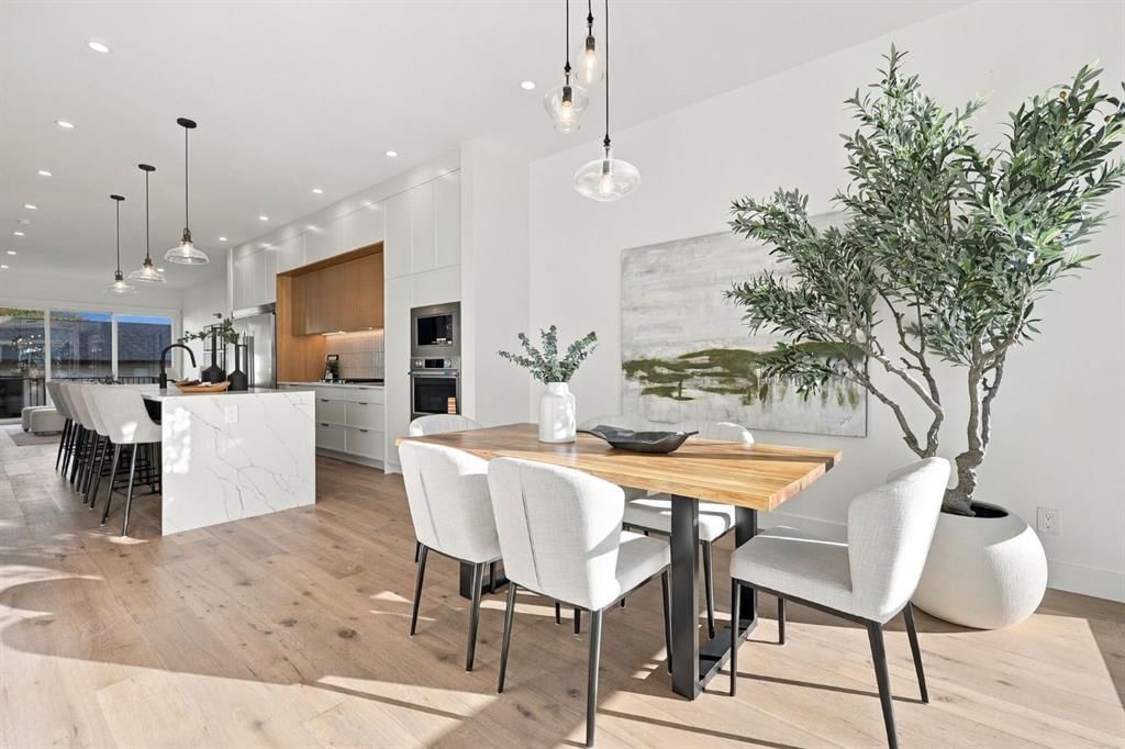 2026 36 Street SW, Calgary — photo 3 of 50