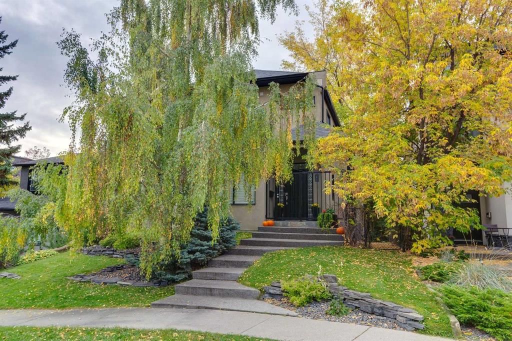 1917 27 Avenue SW, Calgary — main listing photo